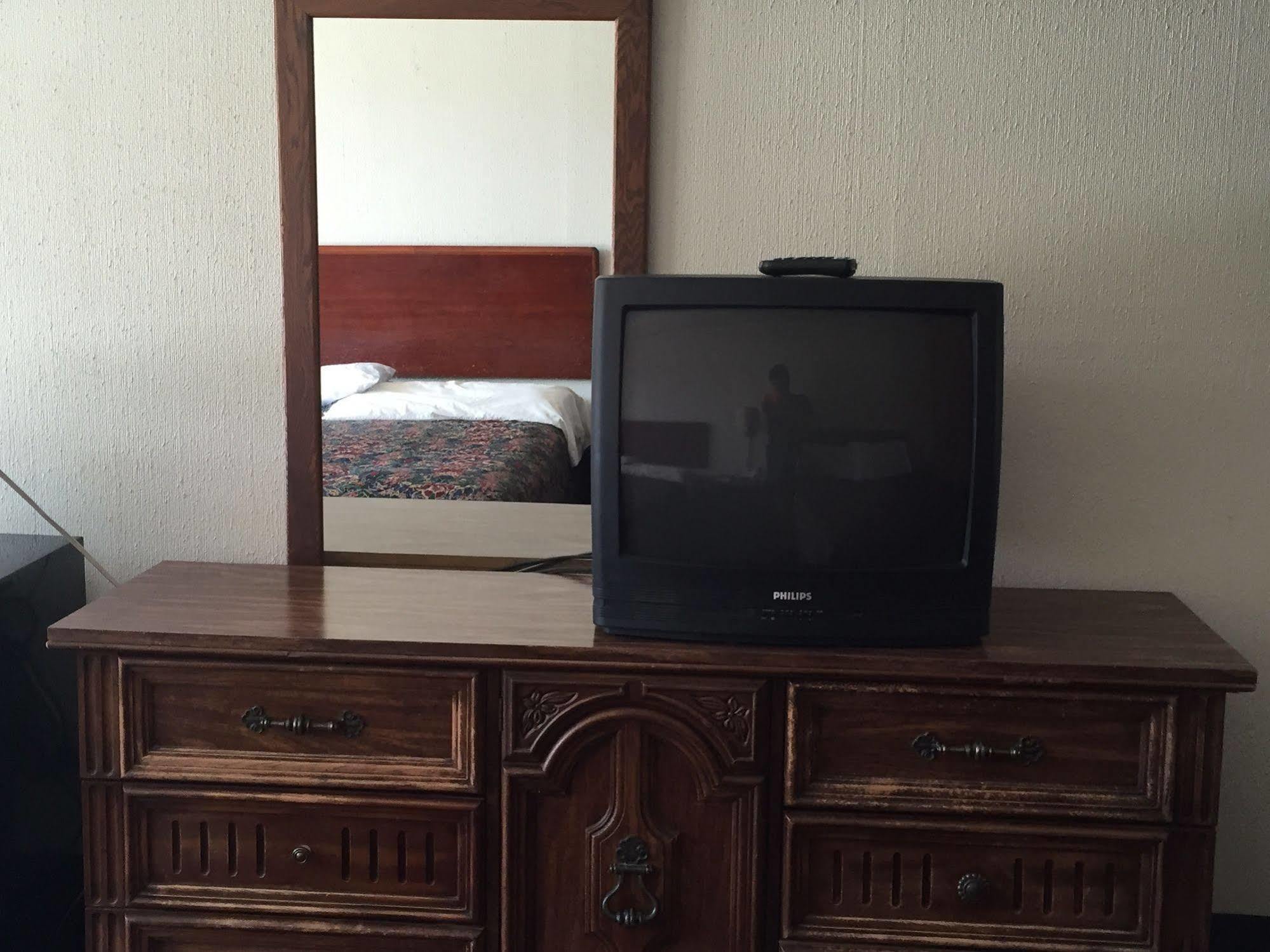 Daniel Boone Motor Inn Pikeville Kültér fotó
